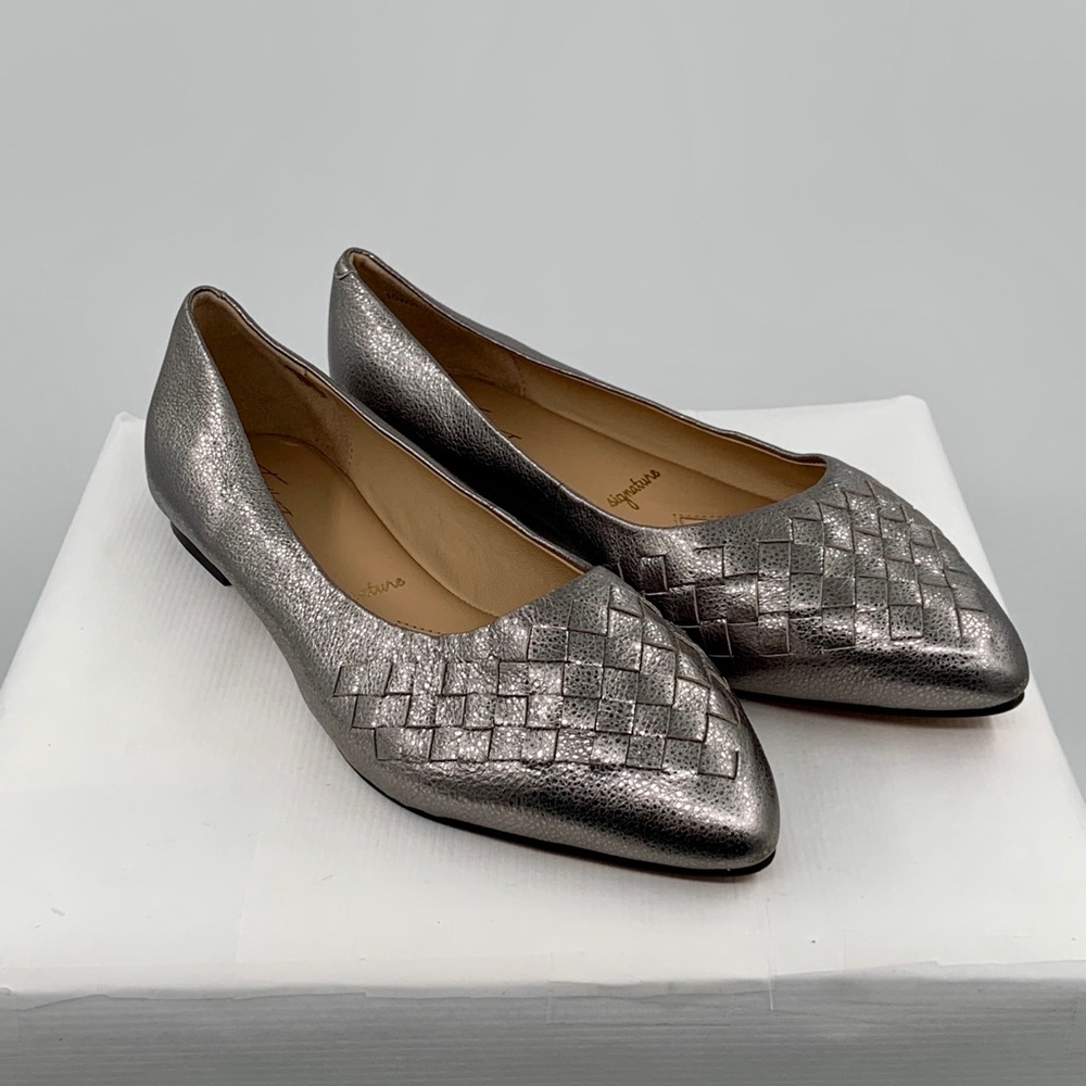 NWT Trotters Estee Leather Flats Shoes